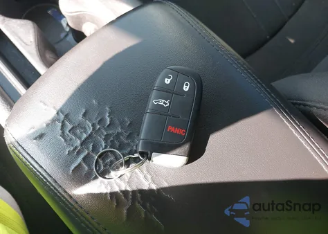 2015 Chrysler 200 Limited z USA, uszkodzony, nr VIN 1C3CCCAB0FN608221